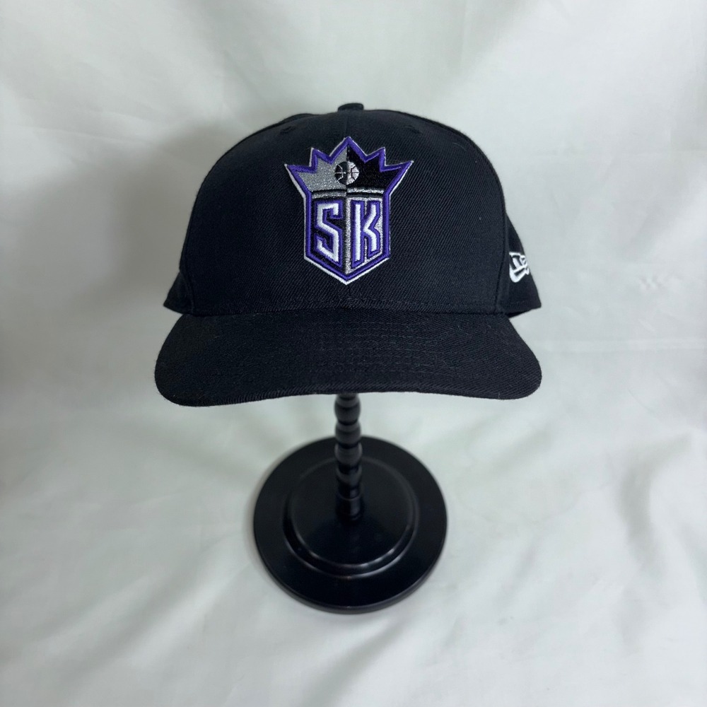 Vintage New Era Sacramento Kings NBA Fitted Hat Black Purple Silver Size 7 1/2 - Picture 16 of 16